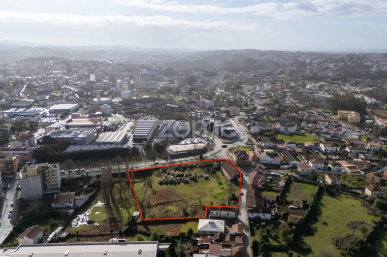 Terreno para Venda em Arrifana Foto 3