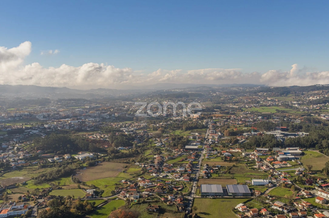 Terreno para Venda em Carvalhosa Foto 12