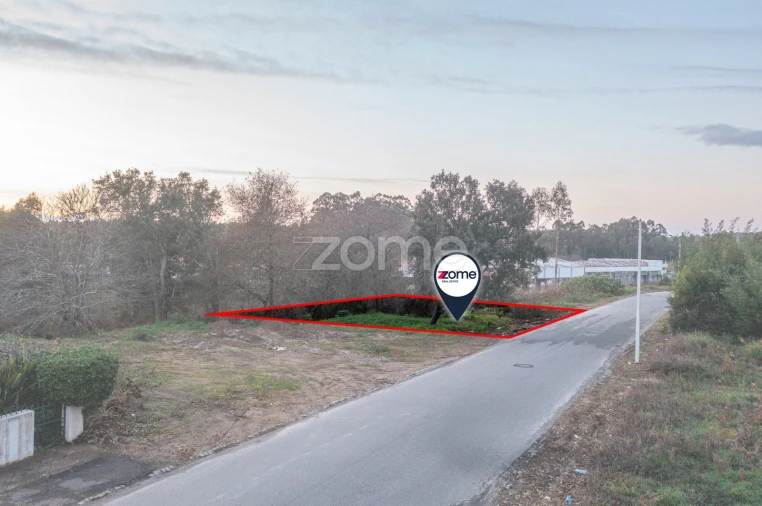 Terreno para Venda em Grijó e Sermonde Foto 4