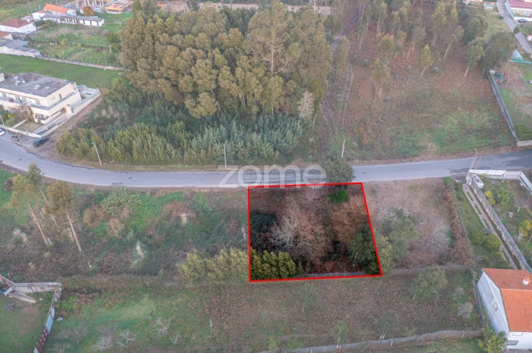 Terreno para Venda em Grijó e Sermonde Foto 2