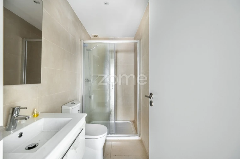 Moradia T4 para Venda em Cedofeita, Santo Ildefonso, Sé, Miragaia, São Nicolau e Vitória Foto 8