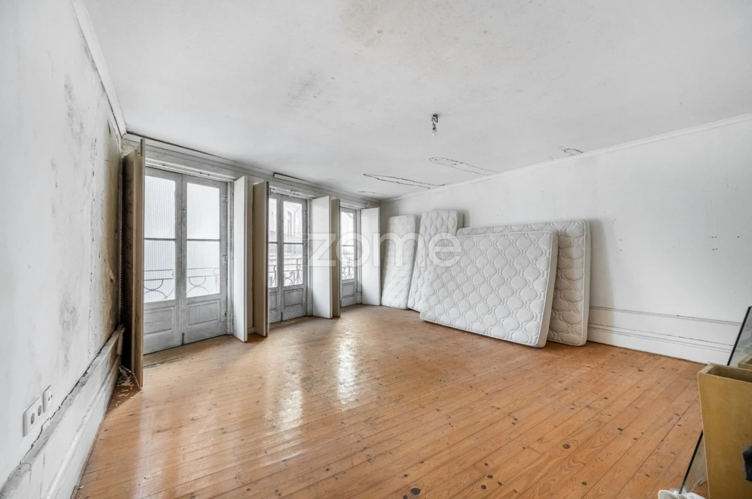 Moradia T4 para Venda em Cedofeita, Santo Ildefonso, Sé, Miragaia, São Nicolau e Vitória Foto 7