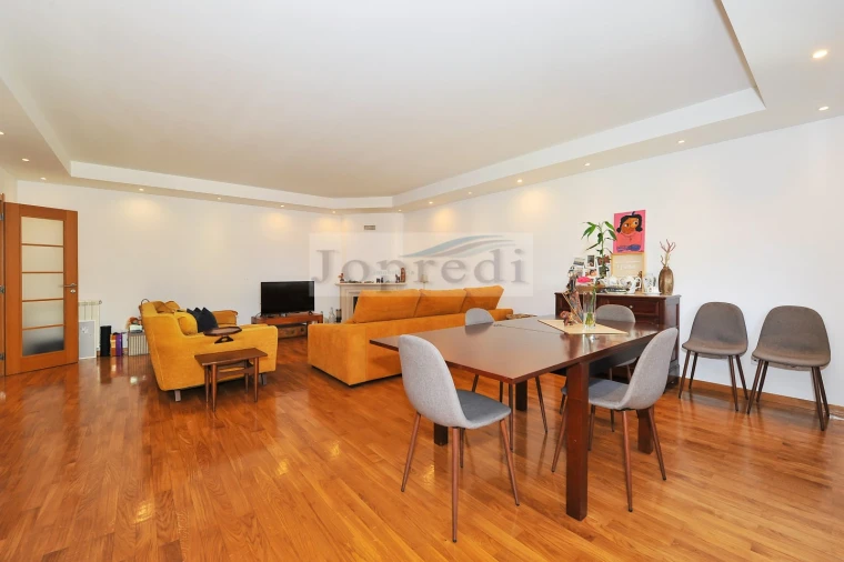 Moradia T3 para Venda em São Domingos de Rana Foto 6