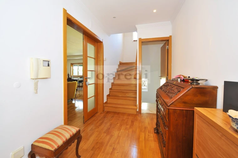 Moradia T3 para Venda em São Domingos de Rana Foto 19