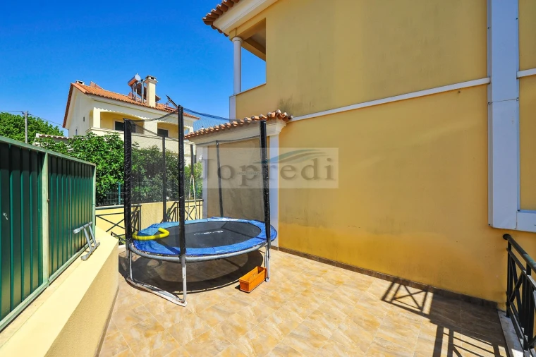 Moradia T3 para Venda em São Domingos de Rana Foto 30