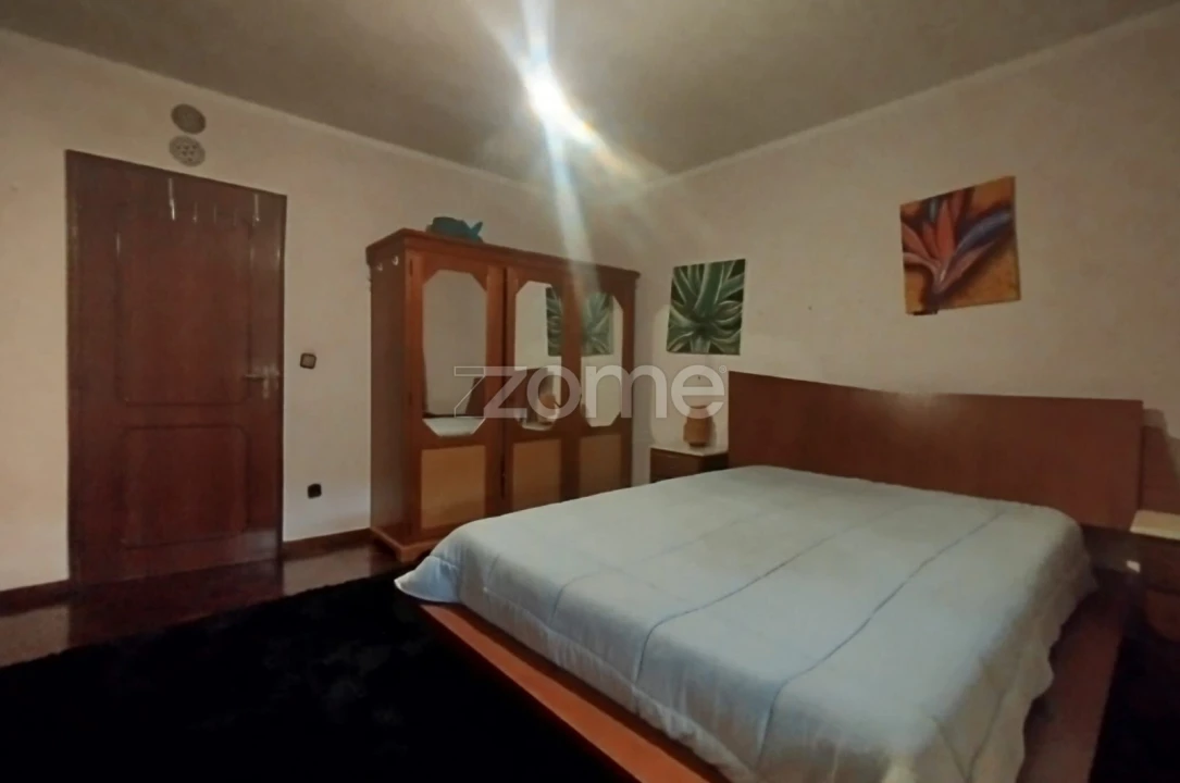 Moradia T5 para Venda em Barreiros e Cepões Foto 48