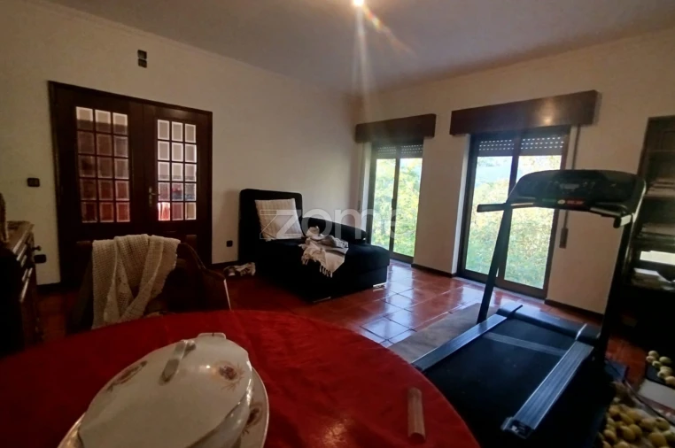 Moradia T5 para Venda em Barreiros e Cepões Foto 30