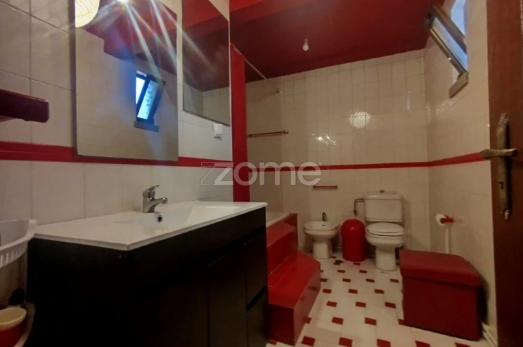 Moradia T5 para Venda em Barreiros e Cepões Foto 41