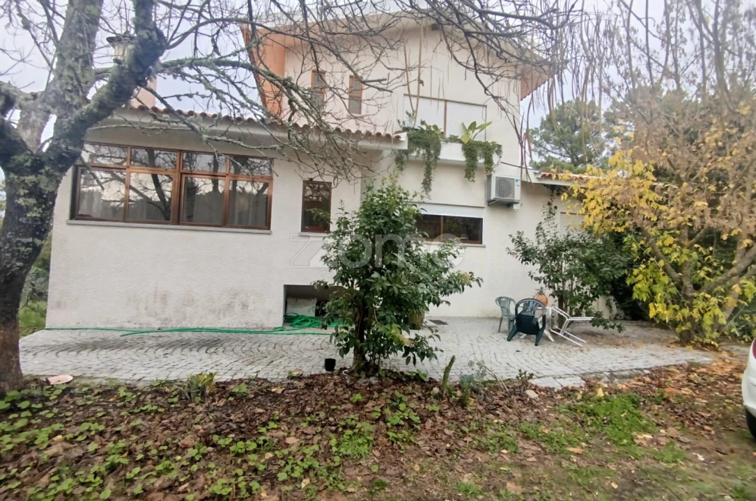 Moradia T5 para Venda em Barreiros e Cepões Foto 12