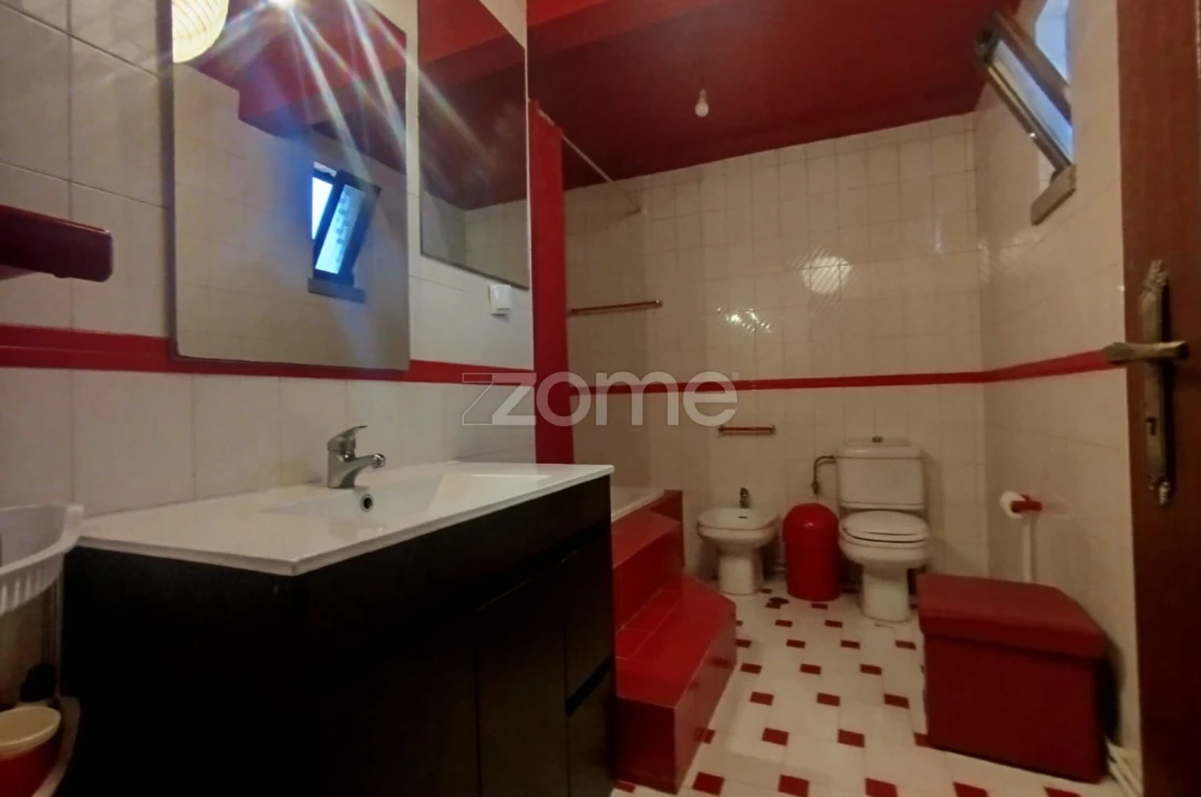 Moradia T5 para Venda em Barreiros e Cepões Foto 41