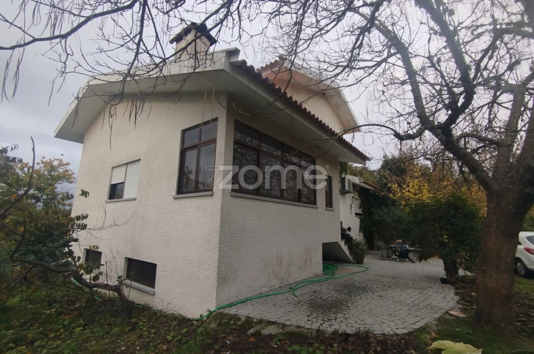 Moradia T5 para Venda em Barreiros e Cepões Foto 5