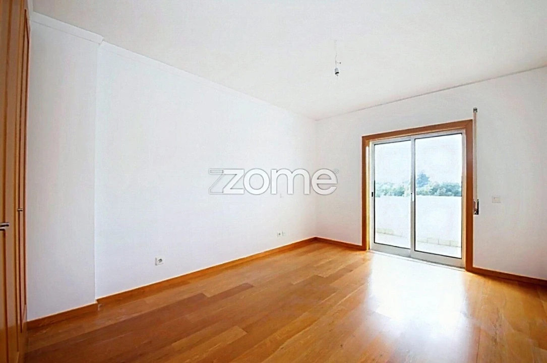 Apartamento T3 para Venda em Viseu Foto 18