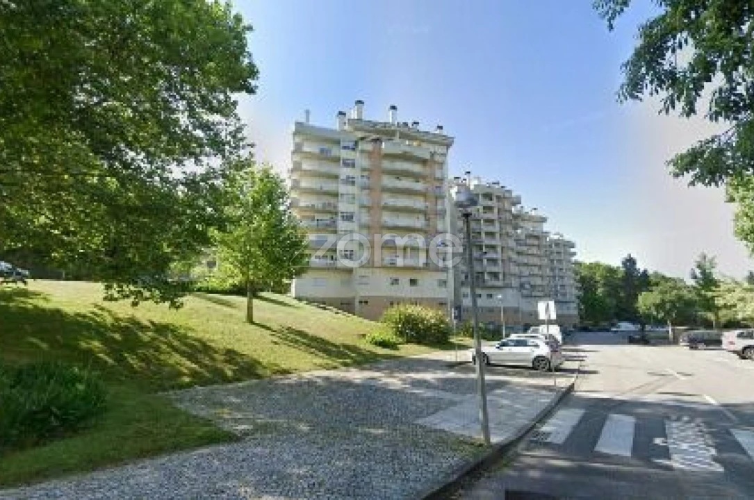 Apartamento T3 para Venda em Viseu Foto 12