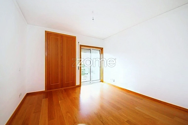 Apartamento T3 para Venda em Viseu Foto 16