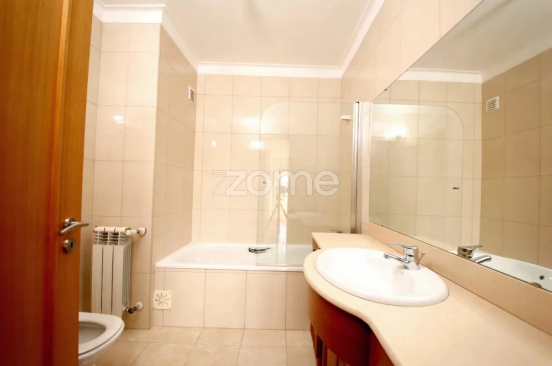 Apartamento T3 para Venda em Viseu Foto 6