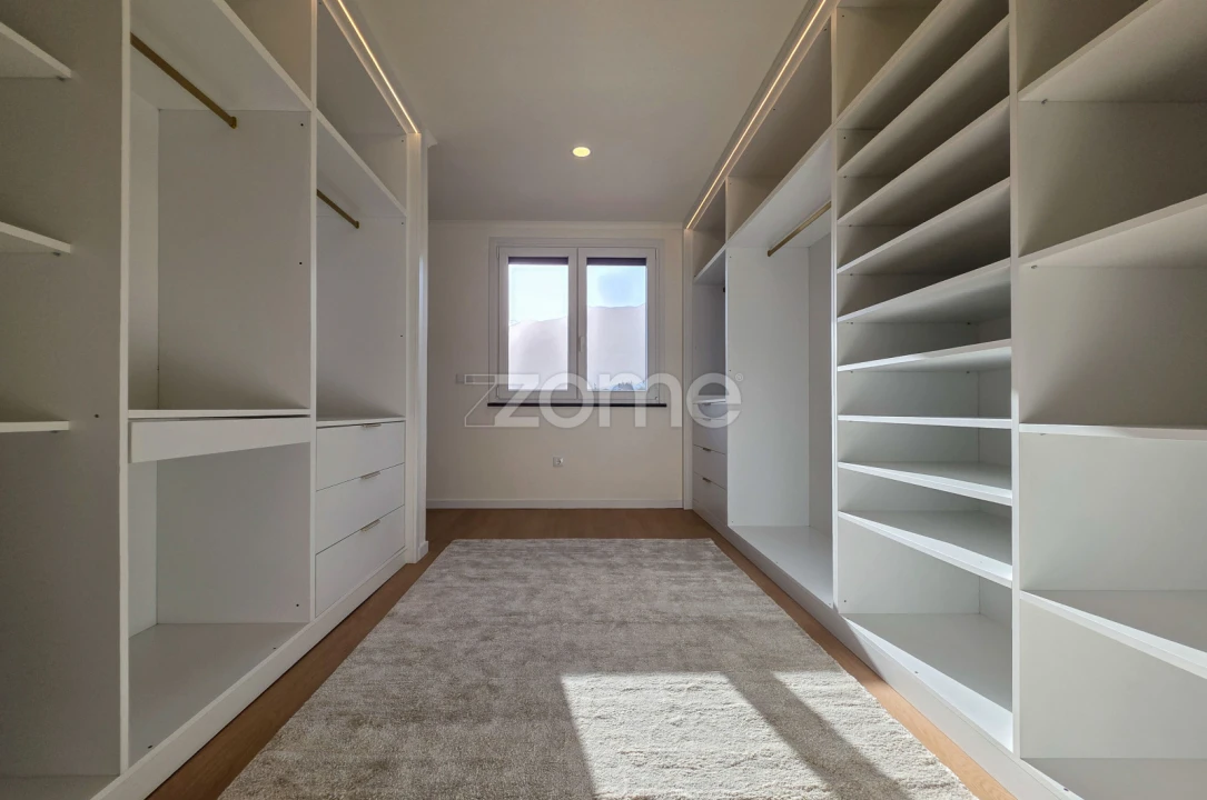 Moradia T1 para Venda em Prainha Foto 11