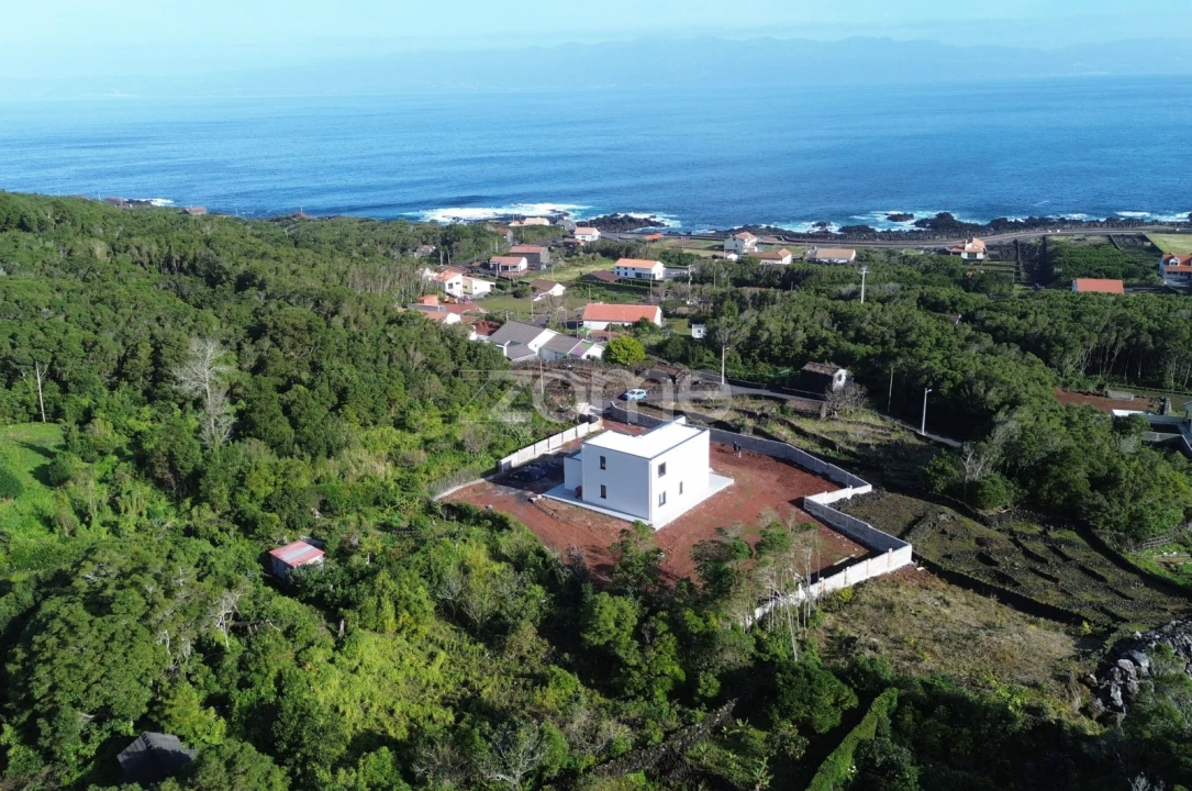 Moradia T1 para Venda em Prainha Foto 4