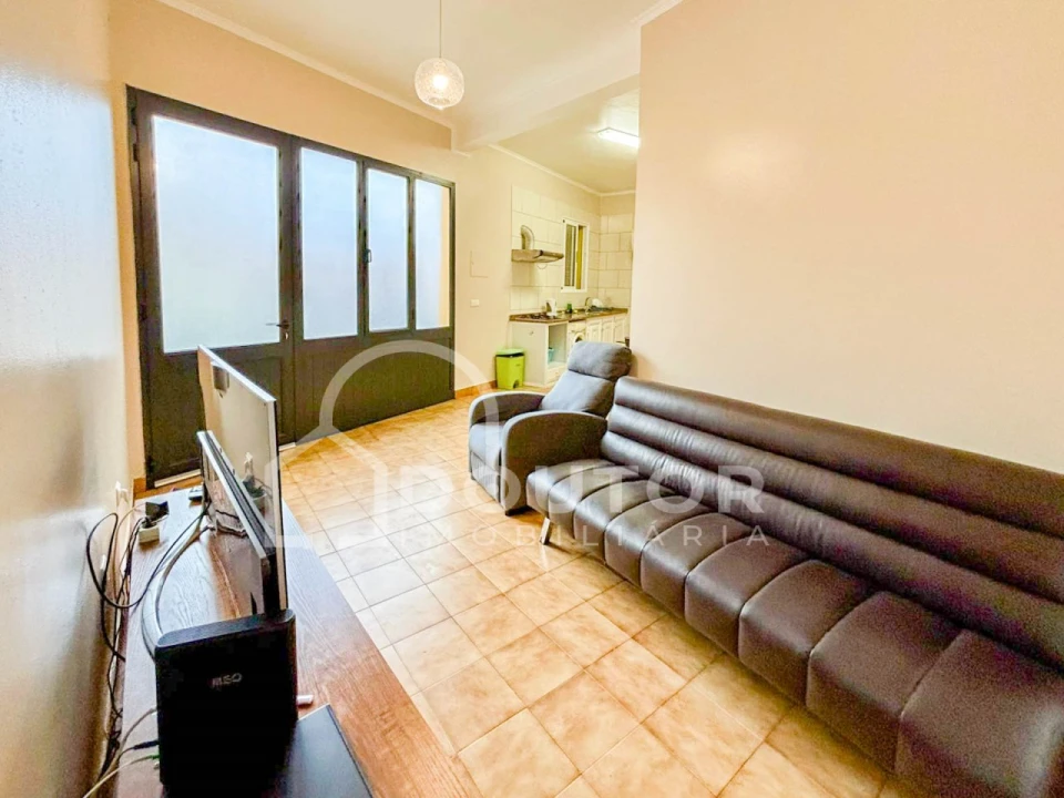 Moradia T1 para Venda em Machico Foto 2