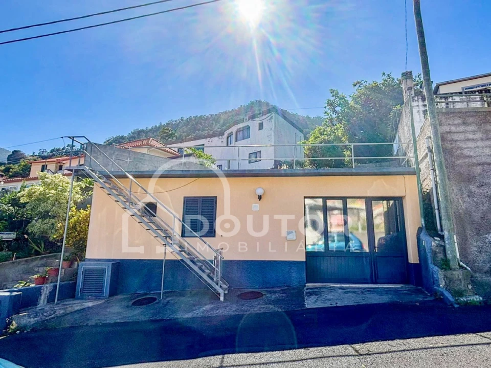 Moradia T1 para Venda em Machico Foto 8