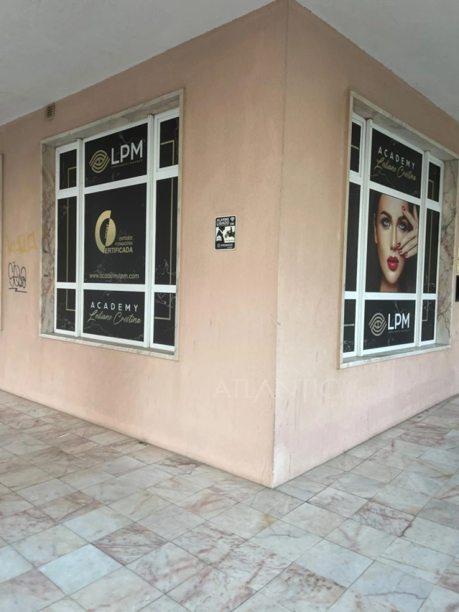 Loja para Venda em Rio de Mouro Foto 13