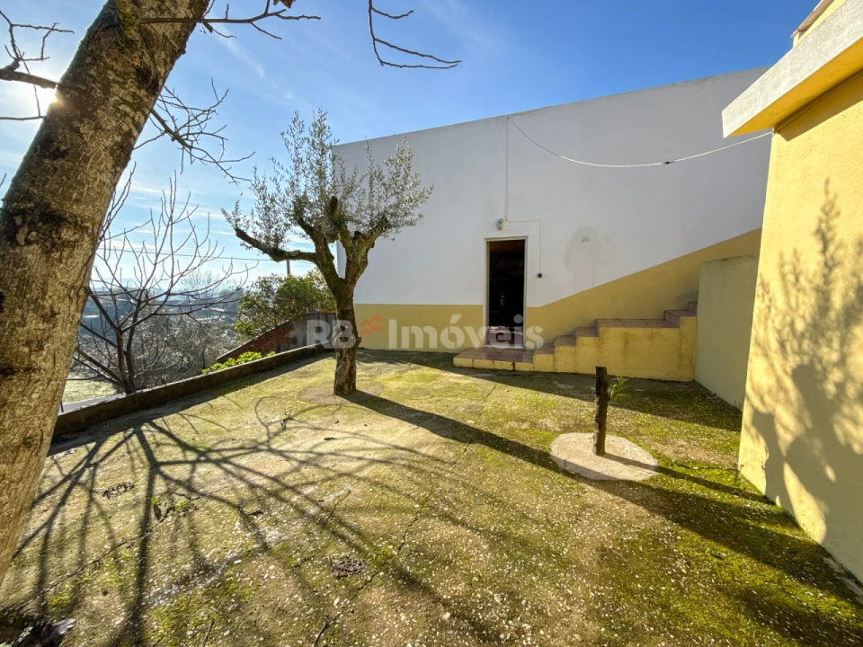 Moradia T3 para Venda em Vila Nova da Barquinha Foto 49