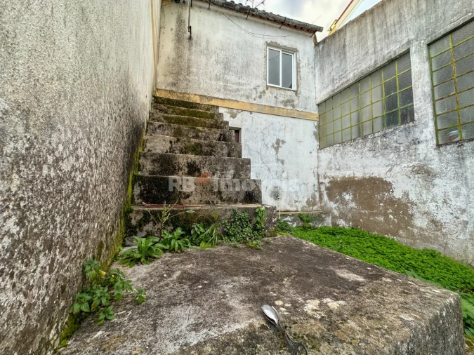 Moradia T3 para Venda em Abrantes (São Vicente e São João) e Alferrarede Foto 13