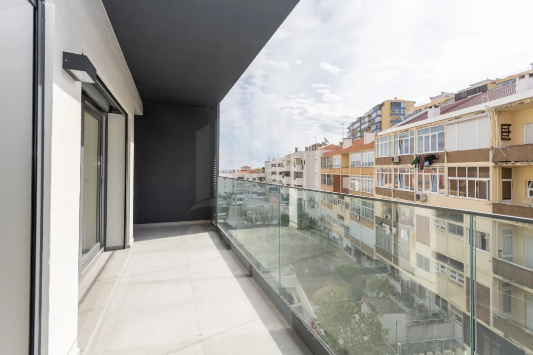 Apartamento T4 para Venda em Almada, Cova da Piedade, Pragal e Cacilhas Foto 13