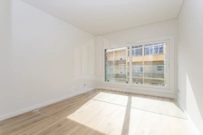Apartamento T4 para Venda em Almada, Cova da Piedade, Pragal e Cacilhas