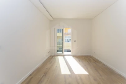 Apartamento T4 para Venda em Almada, Cova da Piedade, Pragal e Cacilhas