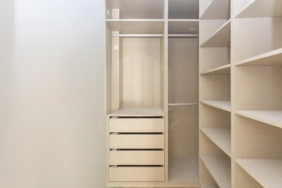 Apartamento T4 para Venda em Almada, Cova da Piedade, Pragal e Cacilhas