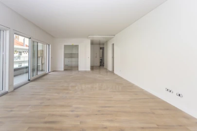Apartamento T4 para Venda em Almada, Cova da Piedade, Pragal e Cacilhas