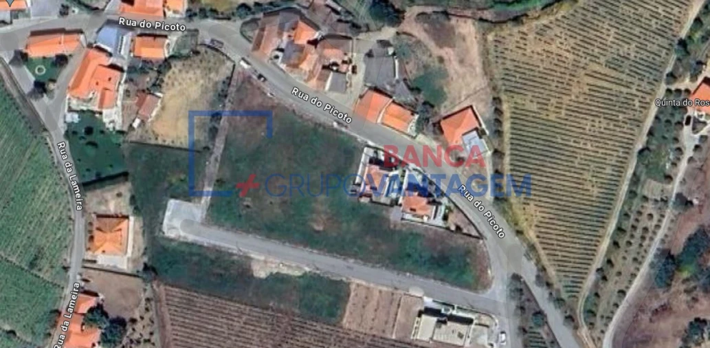 Terreno para Venda em Poiares e Canelas Foto 1