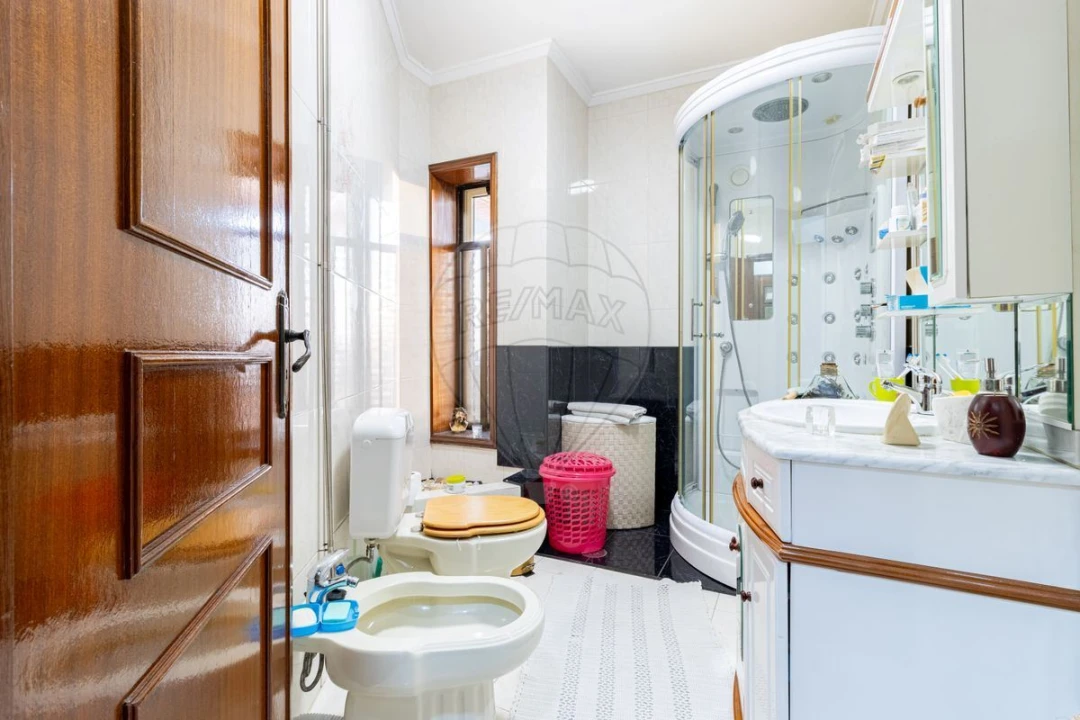 Negócio para Venda em Ovar, São João, Arada e São Vicente de Pereira Jusã Foto 12