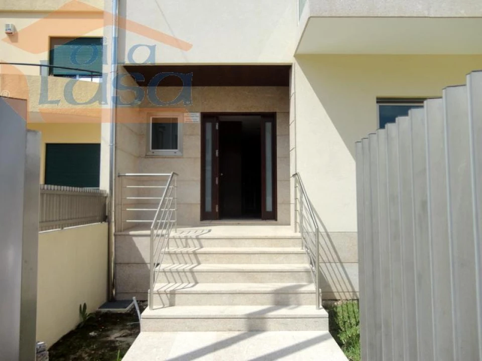 Moradia T4 para Venda em Mafamude e Vilar do Paraíso Foto 25