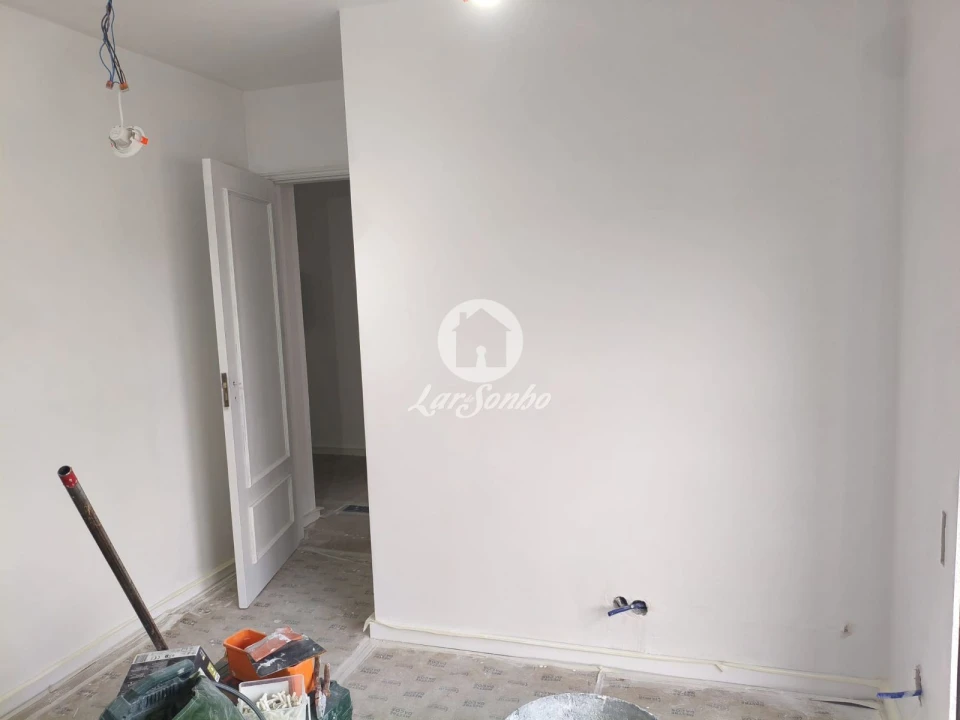 Apartamento T2 para Venda em Nogueira e Silva Escura Foto 9