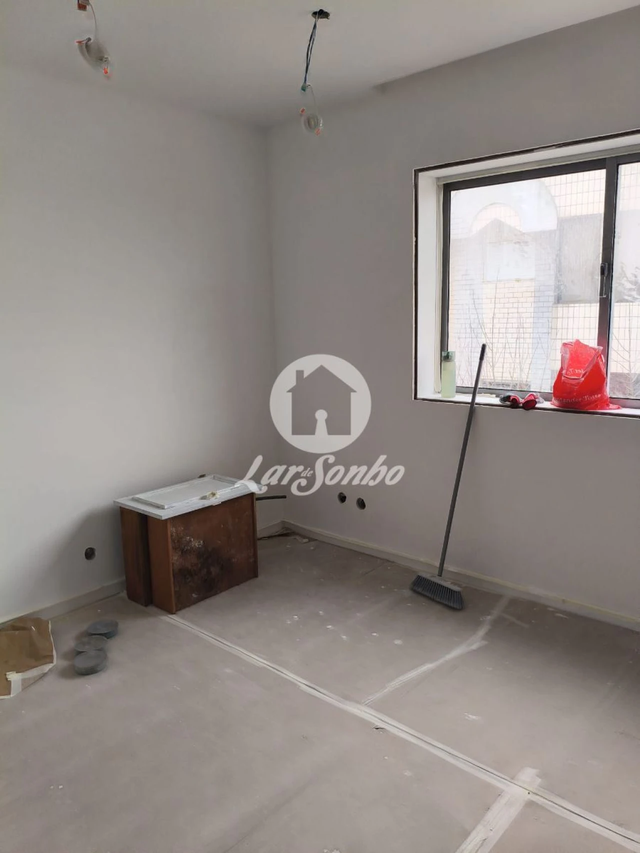 Apartamento T2 para Venda em Nogueira e Silva Escura Foto 10