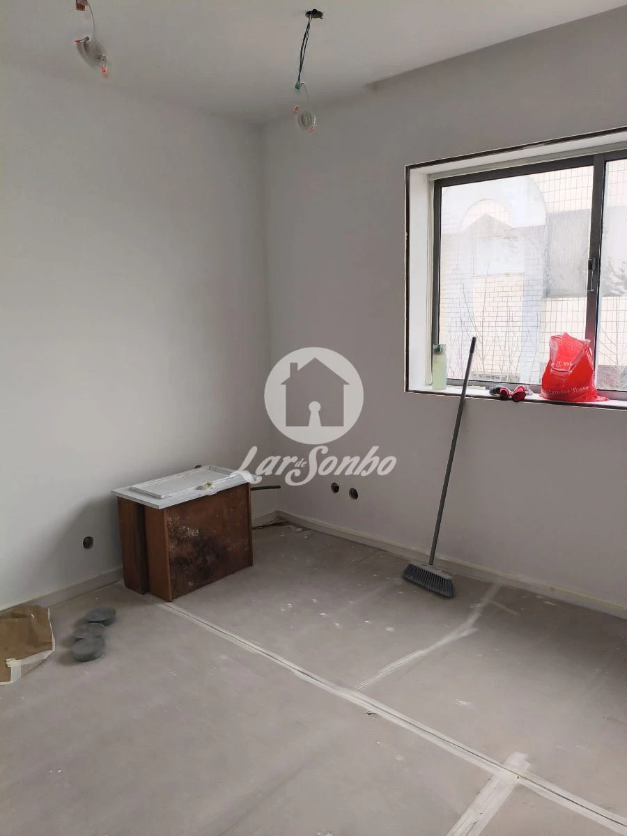 Apartamento T2 para Venda em Nogueira e Silva Escura Foto 10