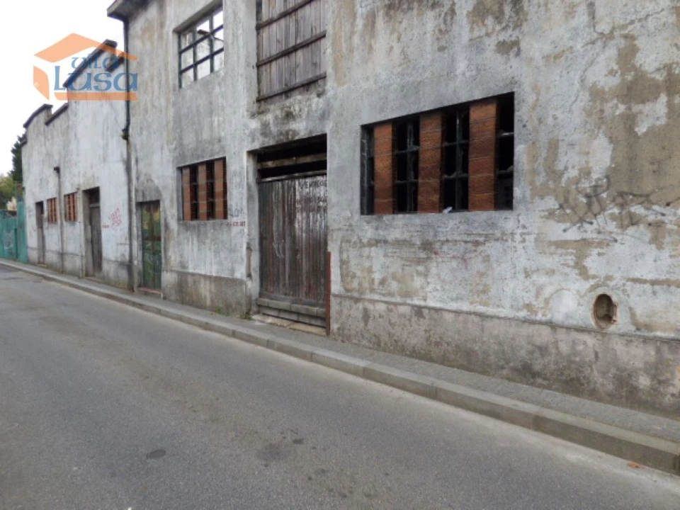 Prédio para Venda em Gulpilhares e Valadares Foto 4