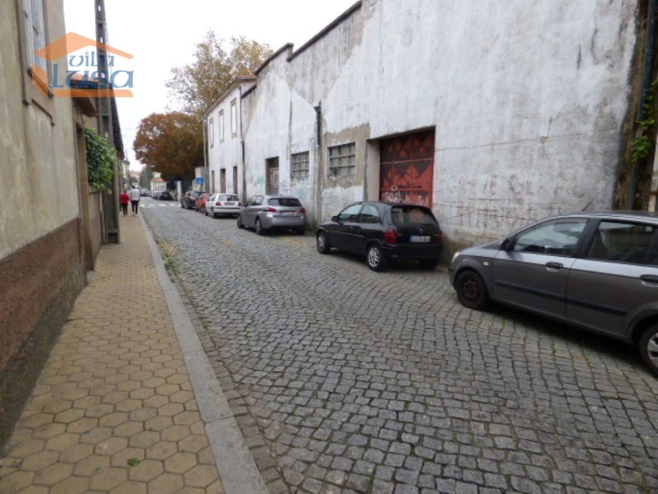 Prédio para Venda em Gulpilhares e Valadares Foto 8