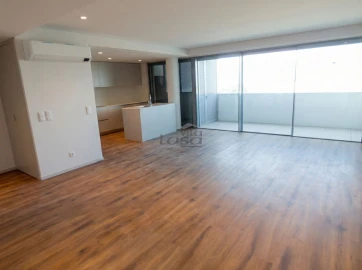 Apartamento T2 para Venda em Mafamude e Vilar do Paraíso