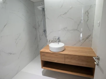 Apartamento T2 para Venda em Mafamude e Vilar do Paraíso