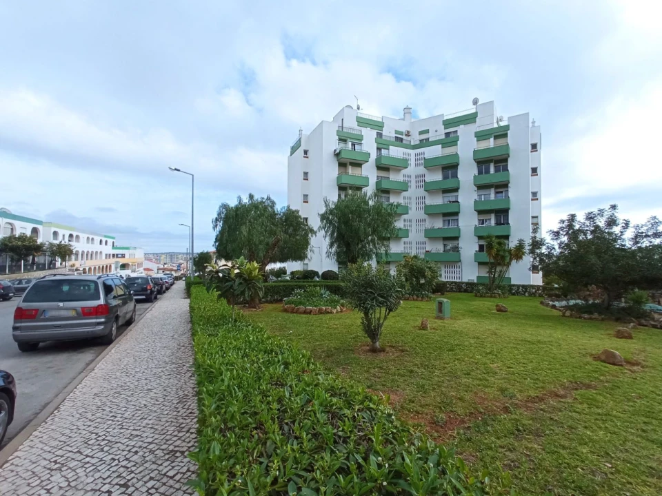 Apartamento T2 para Venda em Portimão Foto 1