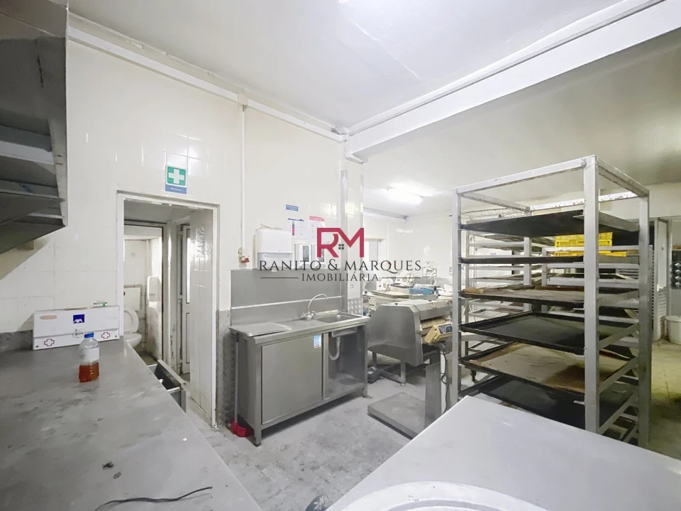 Moradia T5 para Venda em Campo e Sobrado Foto 20