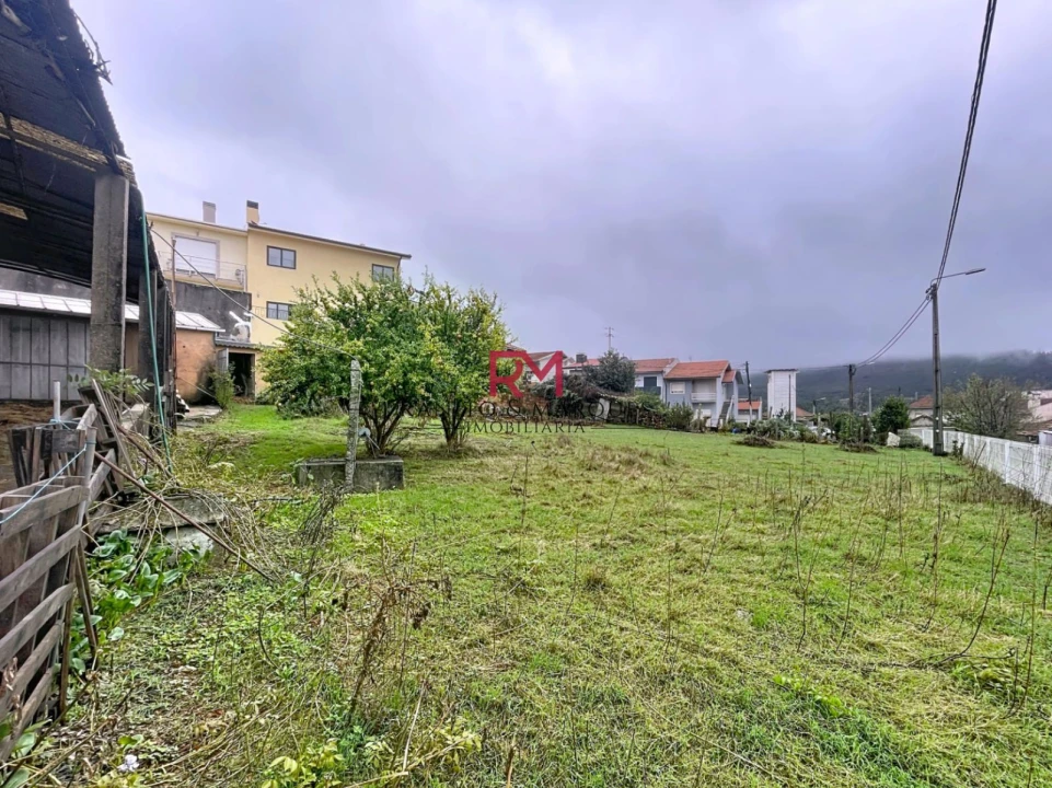 Moradia T5 para Venda em Campo e Sobrado Foto 25