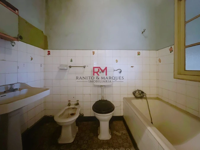 Moradia T5 para Venda em Campo e Sobrado Foto 15