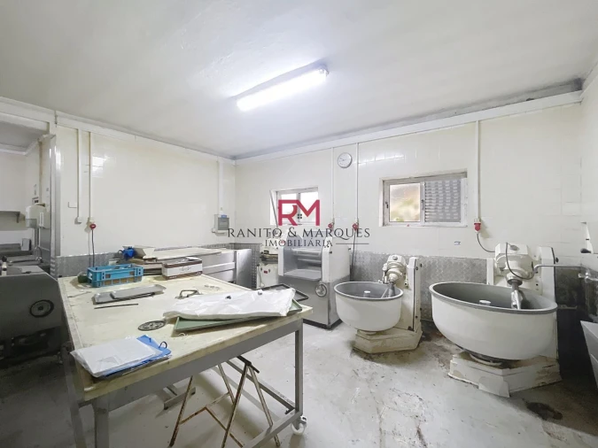 Moradia T5 para Venda em Campo e Sobrado Foto 19