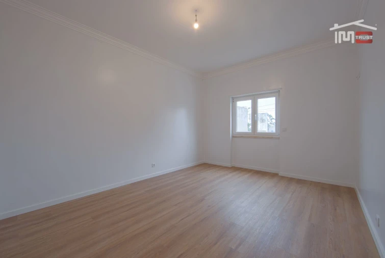 Moradia T4 para Venda em Queluz e Belas Foto 15