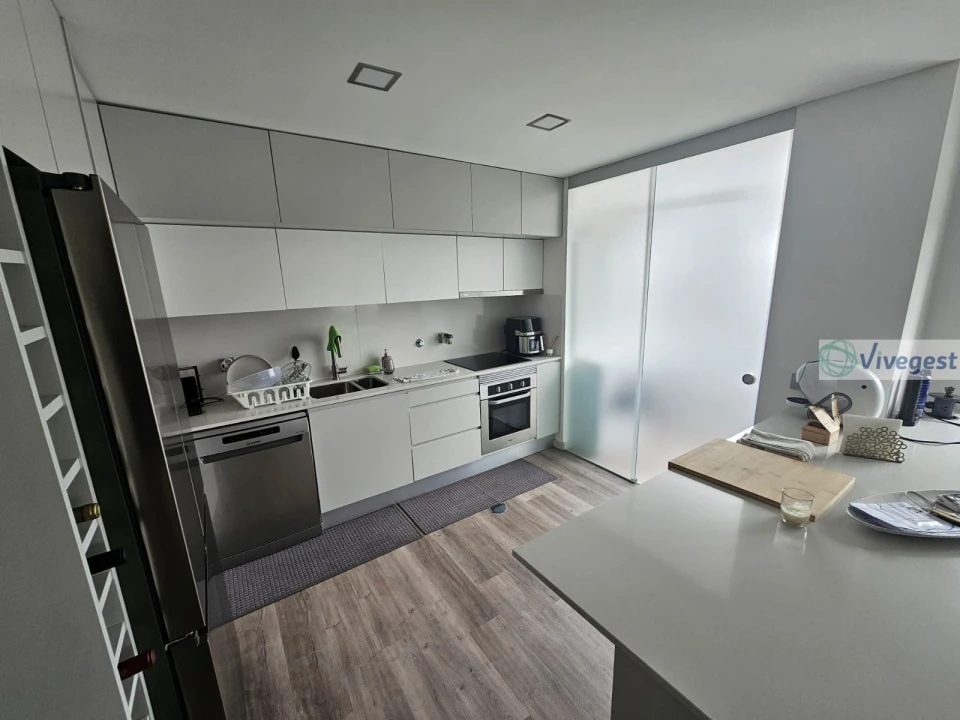 Apartamento T2 para Arrendamento em Alfena Foto 3