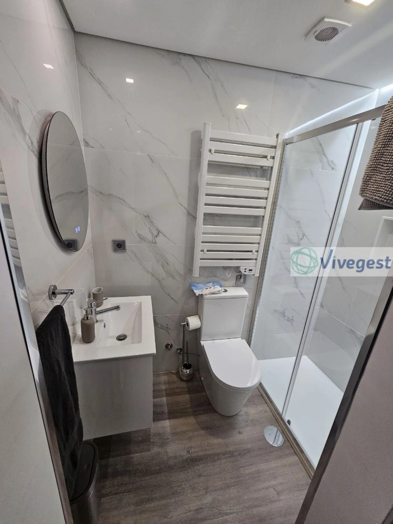 Apartamento T2 para Arrendamento em Alfena Foto 6