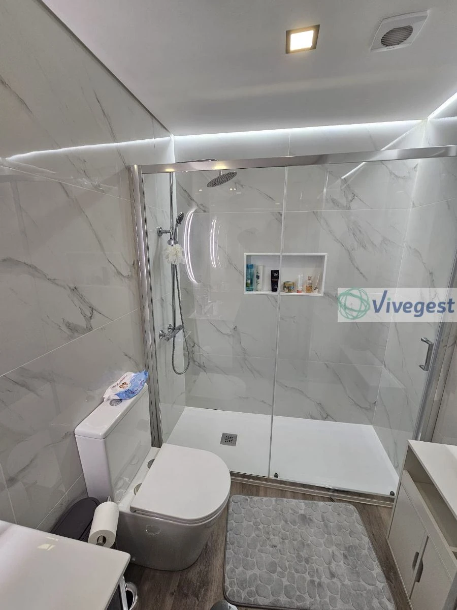 Apartamento T2 para Arrendamento em Alfena Foto 11